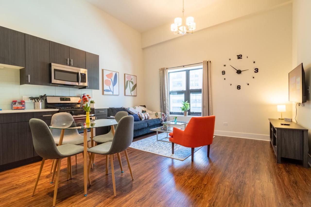 Mccormick Place 420 Friendly 3Br In Downtown Chicago With Optional Parking Sleeps 8 Guests Near Soldier Field, Grant Park And Lakefront Trail Luaran gambar